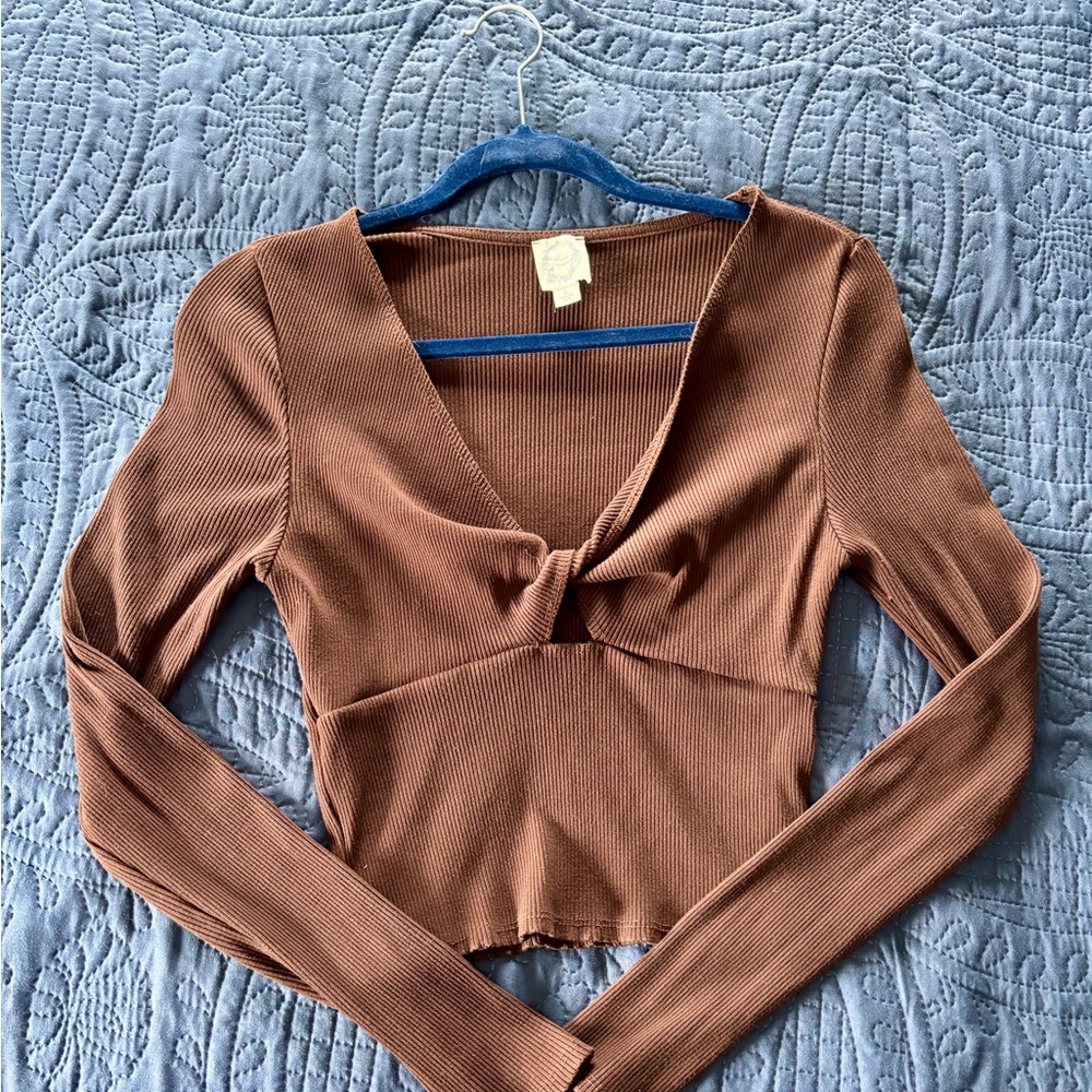Brown Long Sleeve Ribbed Top